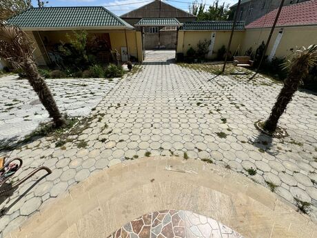 5 otaqlı həyət evi/bağ evi - Saray q. - 525 m²