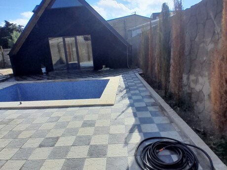3 otaqlı həyət evi/bağ evi - Albalılıq q. - 90 m²