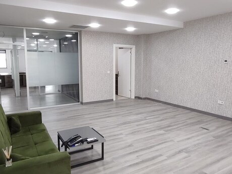 3 otaqlı ofis - Şah İsmayıl Xətai m. - 255 m²