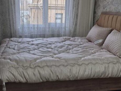 2 otaqlı köhnə tikili - 28 May m. - 50 m²
