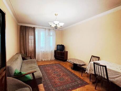 1 otaqlı köhnə tikili - Nəsimi r. - 40 m²