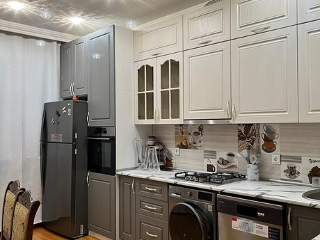 4 otaqlı yeni tikili - Həzi Aslanov m. - 160 m²