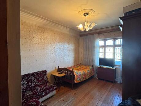 3 otaqlı köhnə tikili - Nərimanov r. - 90 m²
