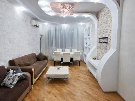 2 otaqlı yeni tikili - 7-ci mikrorayon q. - 66.5 m²
