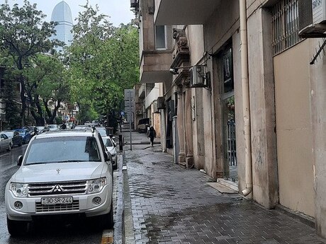 3 otaqlı köhnə tikili - İçəri Şəhər m. - 110 m²