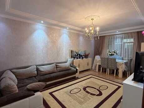 2 otaqlı yeni tikili - Bakıxanov q. - 80 m²