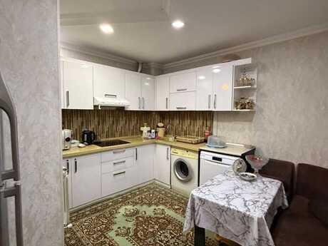 2 otaqlı yeni tikili - Bakıxanov q. - 80 m²