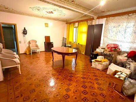 5 otaqlı köhnə tikili - Xalqlar Dostluğu m. - 105 m²