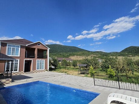 5 otaqlı həyət evi/bağ evi - İsmayıllı - 300 m²