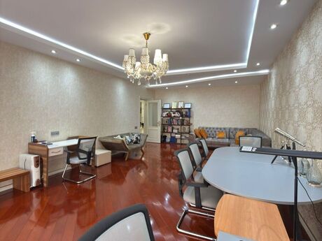 4 otaqlı yeni tikili - Gənclik m. - 205 m²