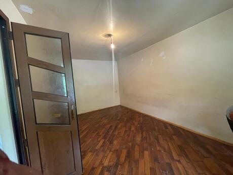 1 otaqlı köhnə tikili - Elmlər Akademiyası m. - 35 m²