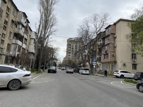 1 otaqlı köhnə tikili - Elmlər Akademiyası m. - 35 m²