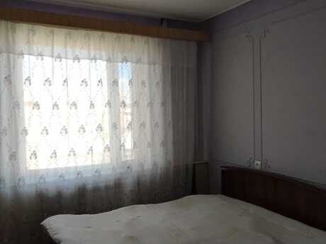 3 otaqlı köhnə tikili - Əhmədli m. - 60 m²