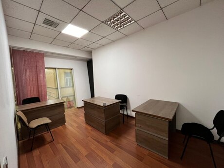 1 otaqlı ofis - 28 May m. - 16 m²