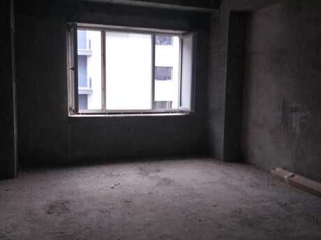 3 otaqlı yeni tikili - Xətai r. - 128 m²