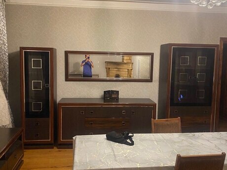 3 otaqlı köhnə tikili - Gəncə - 100 m²