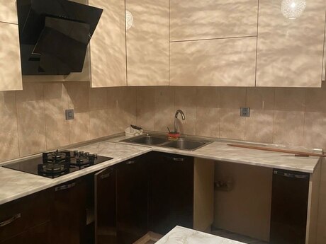 3 otaqlı köhnə tikili - Gəncə - 100 m²
