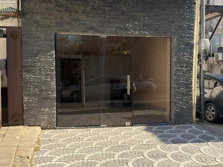 Obyekt - İnşaatçılar m. - 20 m²