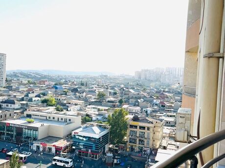 4 otaqlı yeni tikili - İnşaatçılar m. - 160 m²
