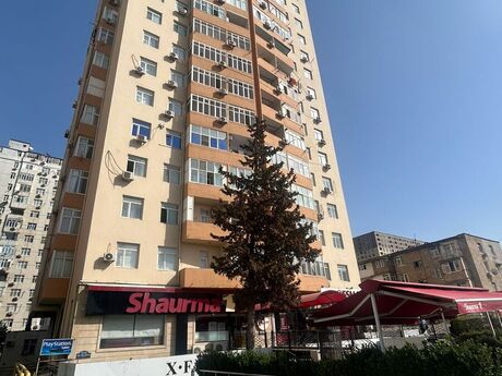 4 otaqlı yeni tikili - İnşaatçılar m. - 160 m²