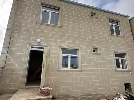 4 otaqlı həyət evi/bağ evi - Lökbatan q. - 130 m²