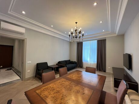 3 otaqlı yeni tikili - Ağ şəhər q. - 130 m²