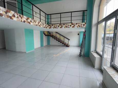 Obyekt - İnşaatçılar m. - 180 m²