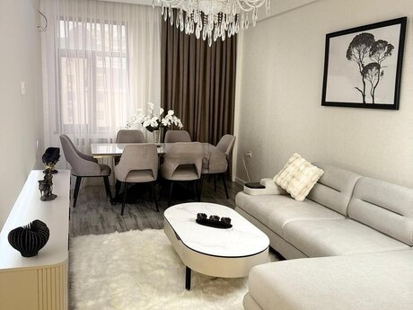 2 otaqlı yeni tikili - 8 Noyabr m. - 105 m²