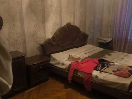 3 otaqlı köhnə tikili - Həzi Aslanov m. - 80 m²