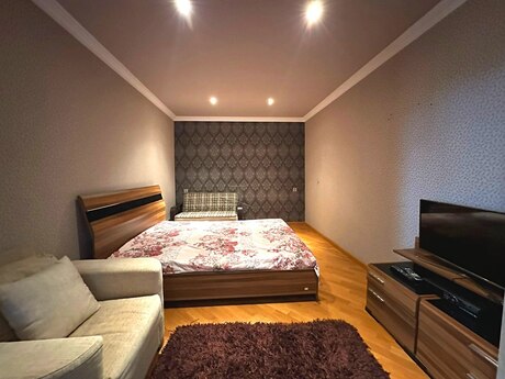 2 otaqlı köhnə tikili - Bakıxanov q. - 55 m²