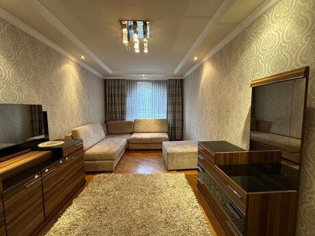 2 otaqlı köhnə tikili - Bakıxanov q. - 55 m²