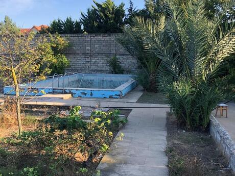 6 otaqlı həyət evi/bağ evi - Mərdəkan q. - 570 m²