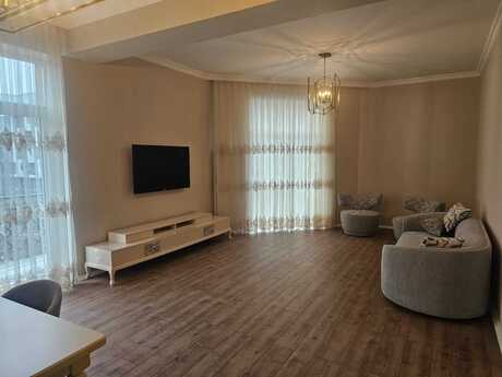 3 otaqlı yeni tikili - Ağ şəhər q. - 150 m²
