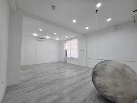 Obyekt - Yeni Yasamal q. - 70 m²