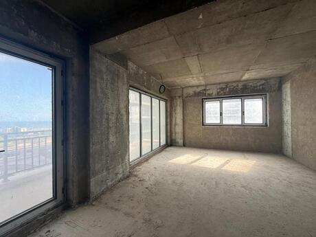 4 otaqlı yeni tikili - Ağ şəhər q. - 194 m²