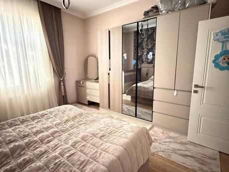9 otaqlı həyət evi/bağ evi - Badamdar q. - 320 m²