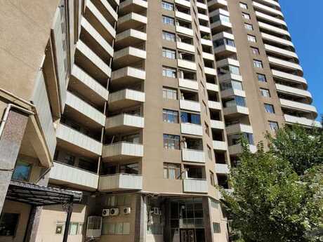 4 otaqlı yeni tikili - Elmlər Akademiyası m. - 196 m²