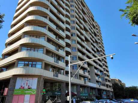 4 otaqlı yeni tikili - Elmlər Akademiyası m. - 196 m²