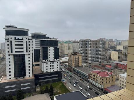 3 otaqlı yeni tikili - Nəsimi r. - 158 m²