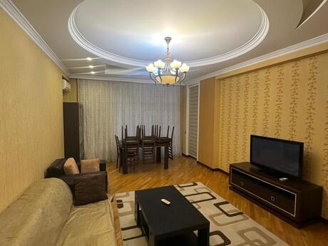 3 otaqlı yeni tikili - Nəriman Nərimanov m. - 138 m²