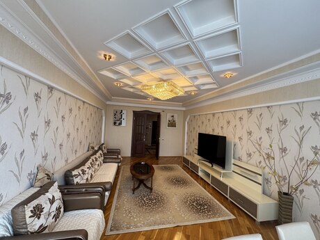 4 otaqlı yeni tikili - Sumqayıt - 163 m²