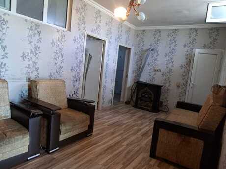 3 otaqlı həyət evi/bağ evi - Sabunçu q. - 60 m²