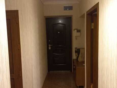 3 otaqlı köhnə tikili - İnşaatçılar m. - 85 m²