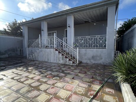 4 otaqlı həyət evi/bağ evi - Hövsan q. - 170 m²