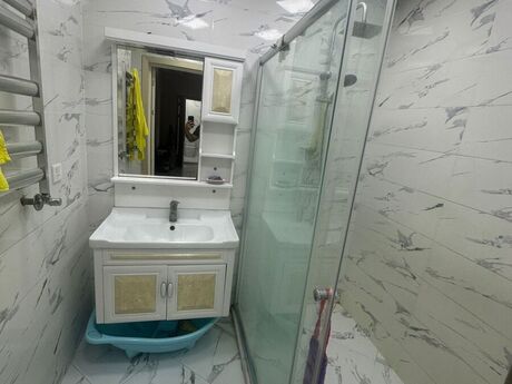 2 otaqlı yeni tikili - İnşaatçılar m. - 80 m²