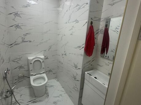 2 otaqlı yeni tikili - İnşaatçılar m. - 80 m²