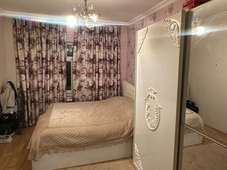 3 otaqlı köhnə tikili - Yeni Günəşli q. - 85 m²