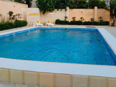 5 otaqlı həyət evi/bağ evi - Mərdəkan q. - 400 m²