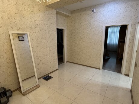 3 otaqlı yeni tikili - Yeni Günəşli q. - 95.7 m²