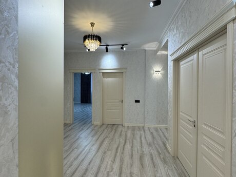 3 otaqlı yeni tikili - Həzi Aslanov m. - 145 m²